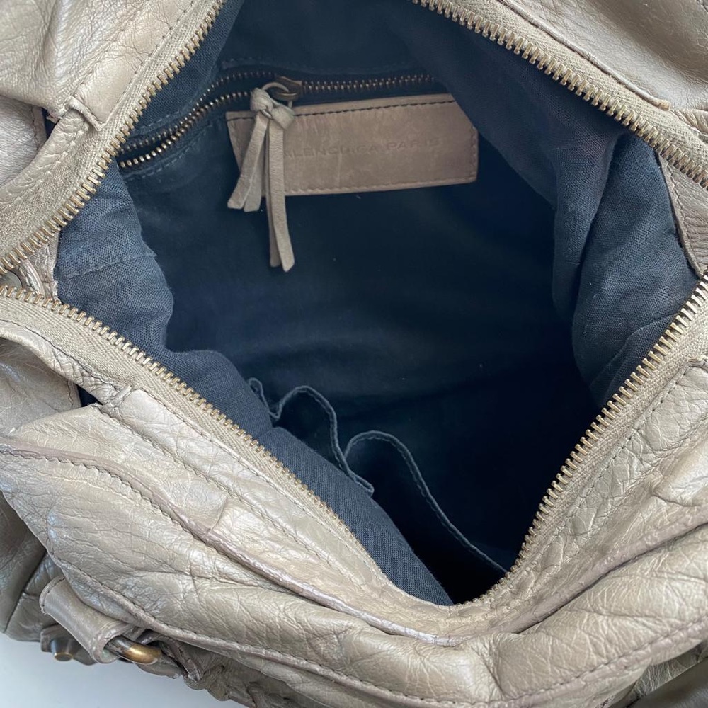 Balenciaga Gray Leather Handbag - Picture 2 of 6